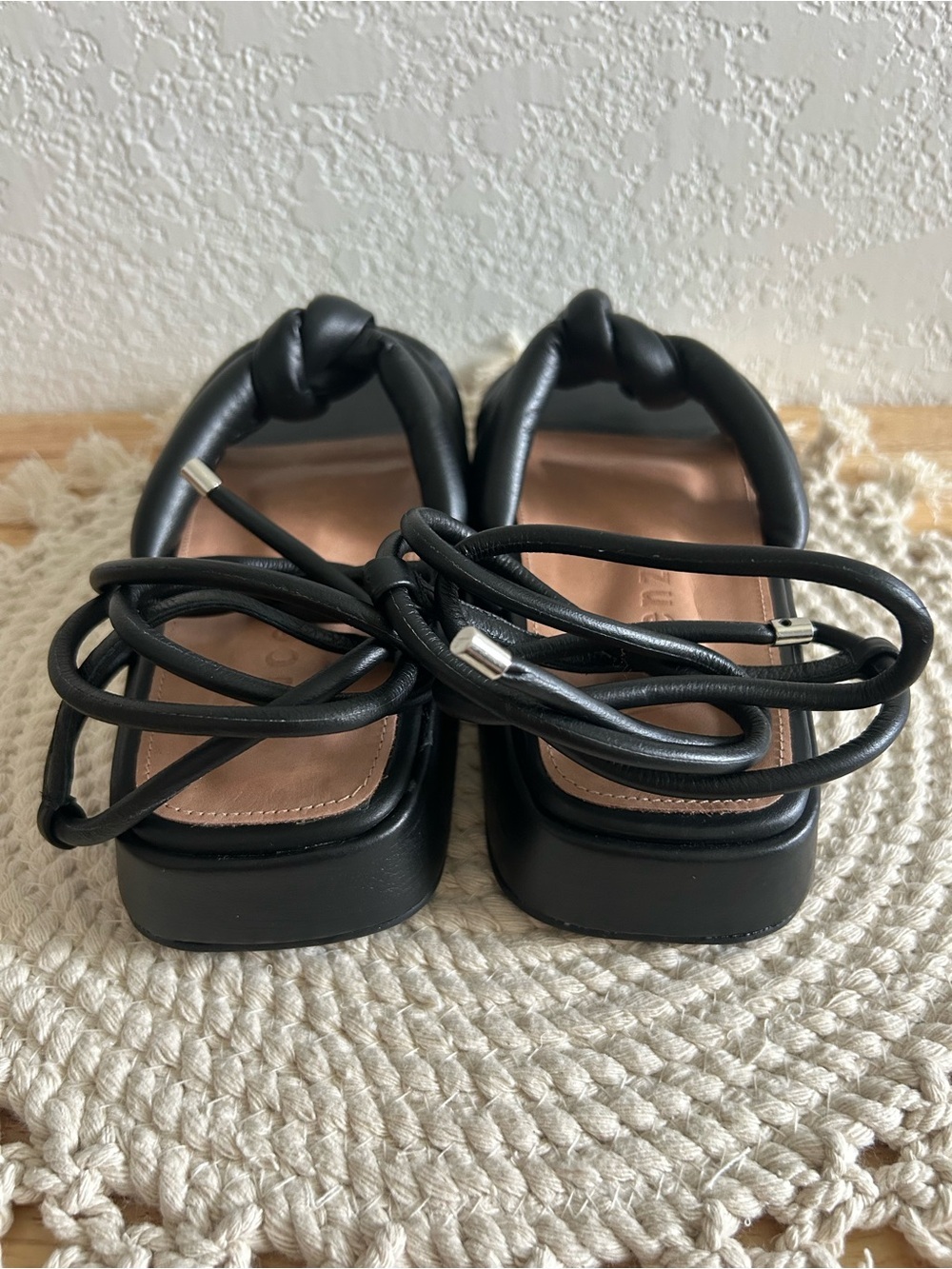 Anthropologie Vicenza Black Faux Leather Maui Puffy Ankle Wrap Sandals - Picture 5 of 7